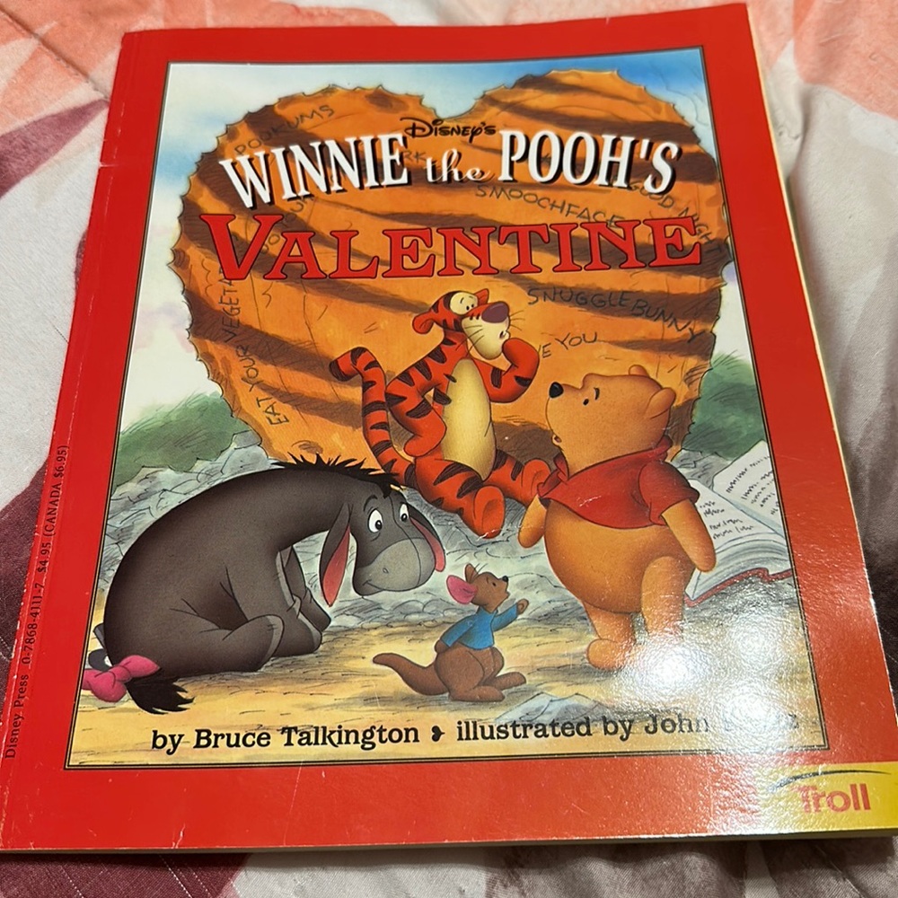 Winnie the Pooh Valentine Book Year 1997